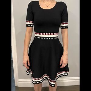 Bebe black, red, white knit shirt-sleeve dress
